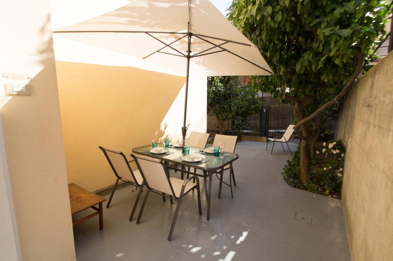 Bilocale con giardino terrazzato comodo al mare Varazze Esterno foto